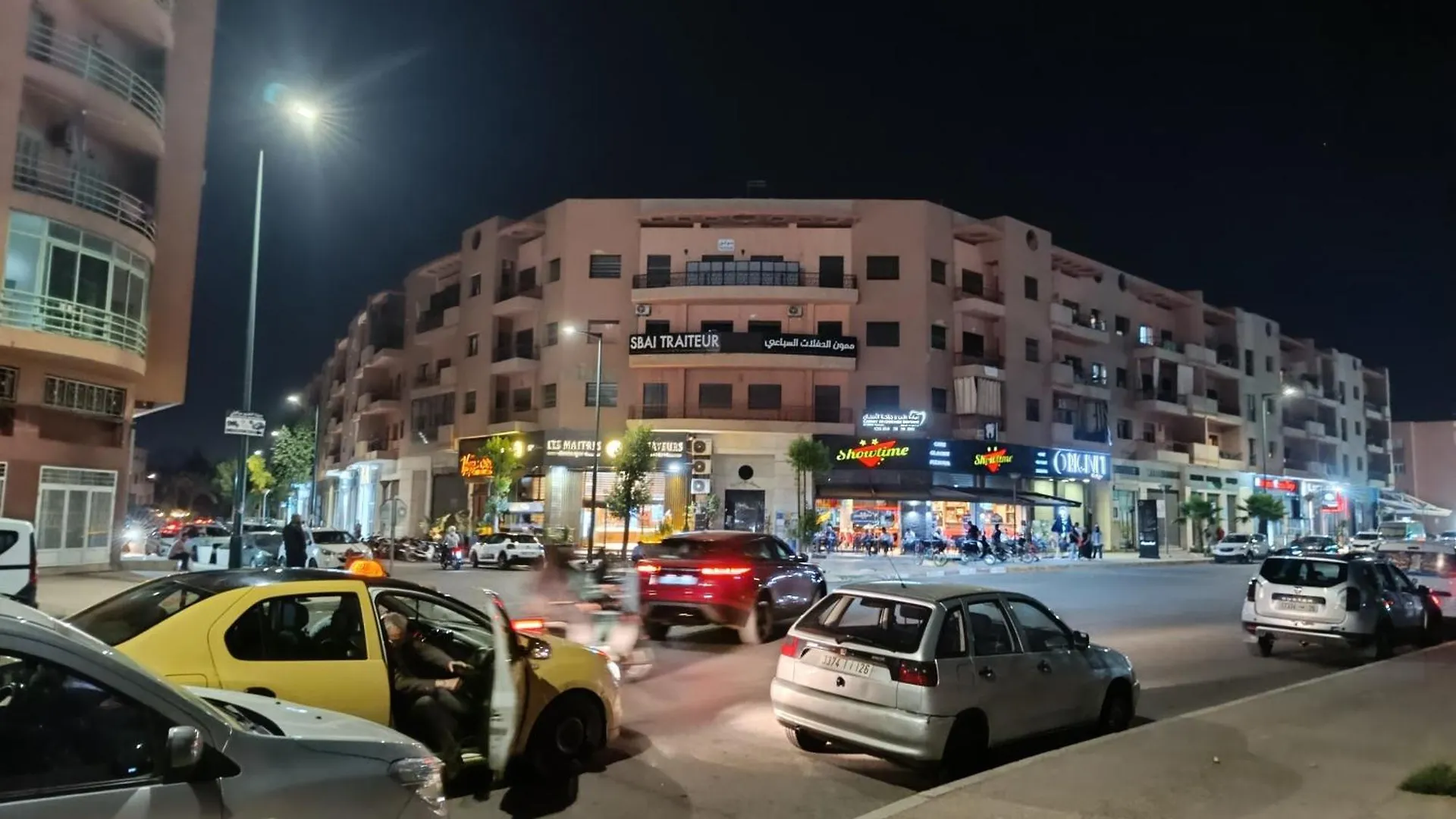 شقة Riad Arfoud Appartement Haut Standing 3 Chambres Avec Piscine A Gueliz Nord مراكش