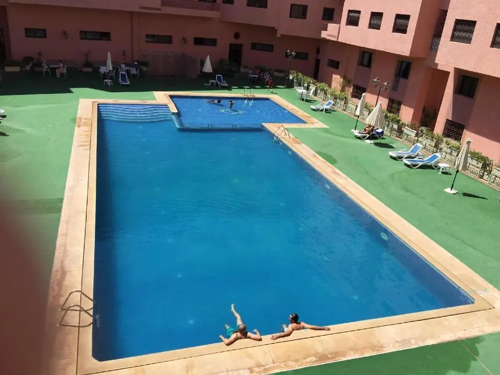 Apartament Riad Arfoud Appartement Haut Standing 3 Chambres Avec Piscine A Gueliz Nord Marrakesz Maroko